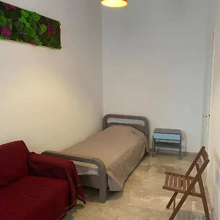 Eleanna Studios Aparthotel *