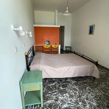 Aparthotel Eleanna Studios *