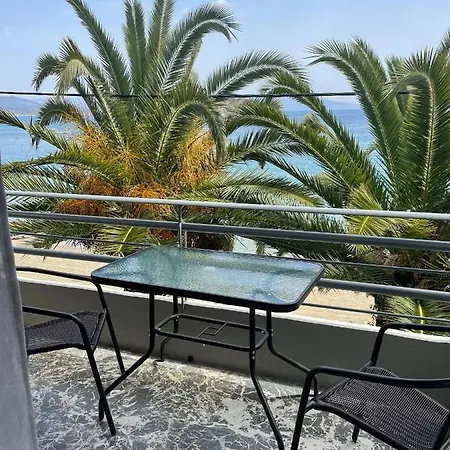 Eleanna Studios Aparthotel *