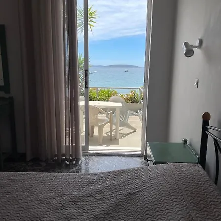 Eleanna Studios Aparthotel